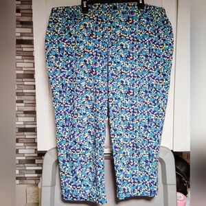 Laura Scott Floral capris Sz-18